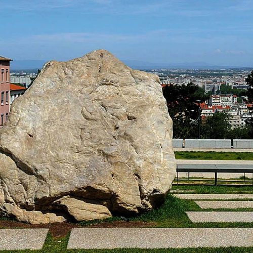 Le Gros caillou de la Croix Rousse (Lyon)