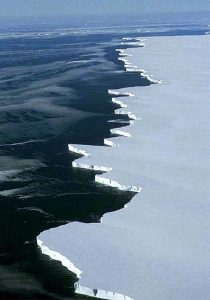 Front Ross ice shelf© NASA