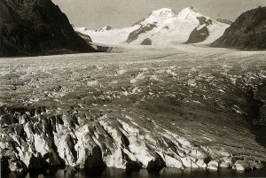 Glacier d’Aletsch vers 1860,  photo Martens ©JHV