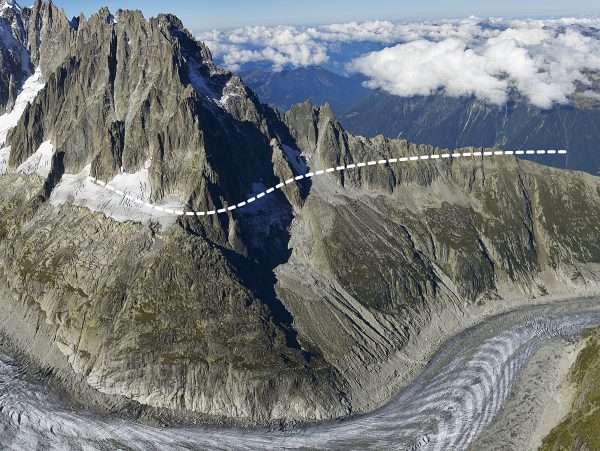 Trimline de la Tête de Trélaporte en rive gauche de la Mer de Glace