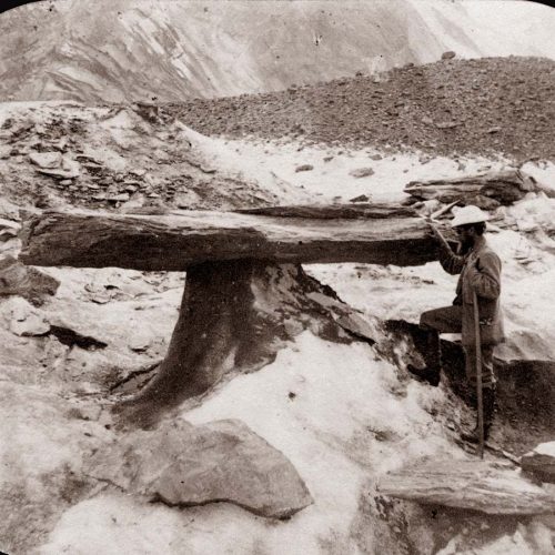 Table glaciaire sur le glacier de L'Unteraar 1849, Dolfus Ausset ©JHV